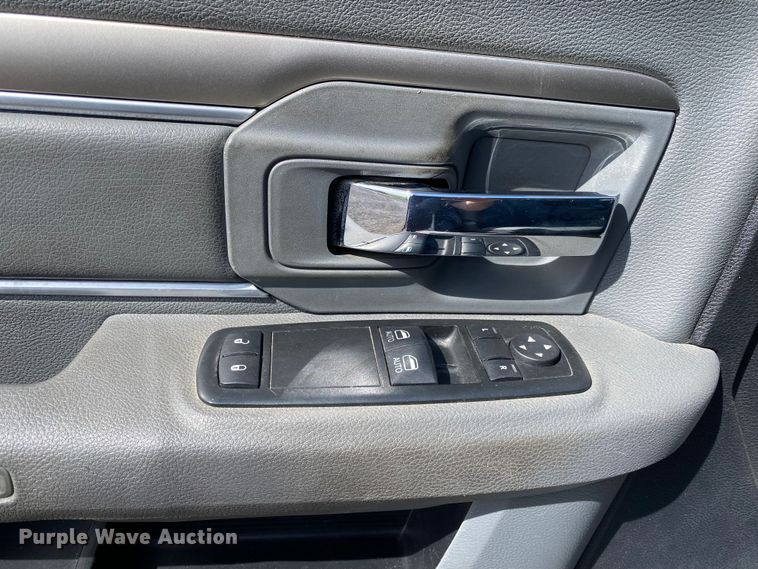 image for item KB9492 2015 Dodge  Ram 5500  utility / service truck