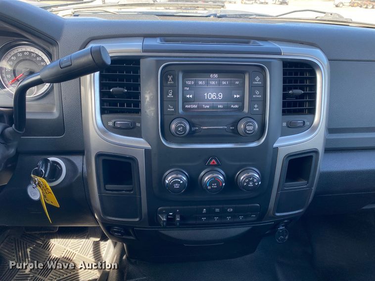 image for item KB9492 2015 Dodge  Ram 5500  utility / service truck