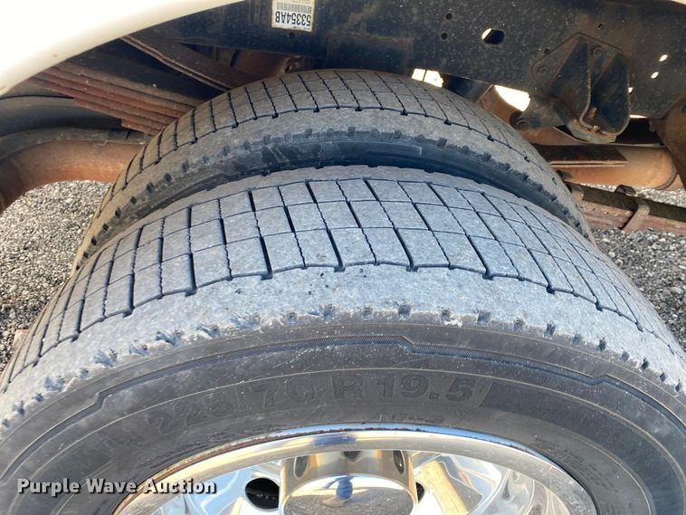 image for item KB9492 2015 Dodge  Ram 5500  utility / service truck