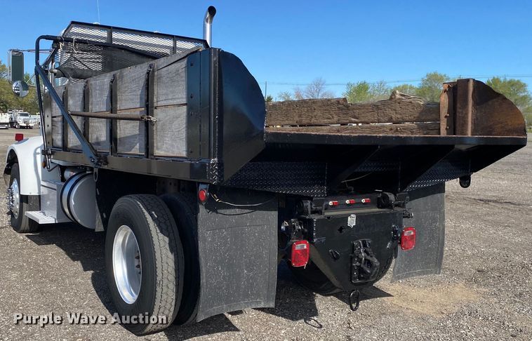 image for item KB9496 1999 Peterbilt 330  dump flatbed truck