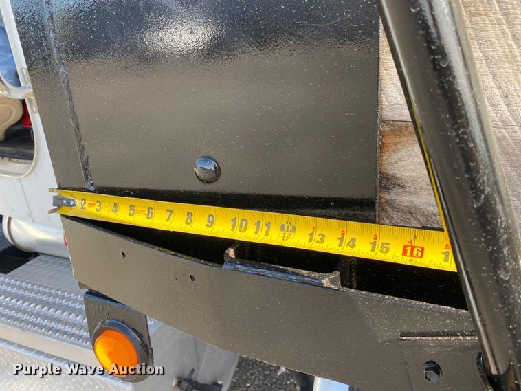 image for item KB9496 1999 Peterbilt 330  dump flatbed truck