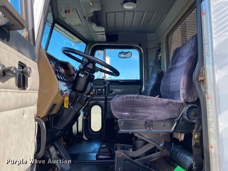 image for item KB9496 1999 Peterbilt 330  dump flatbed truck