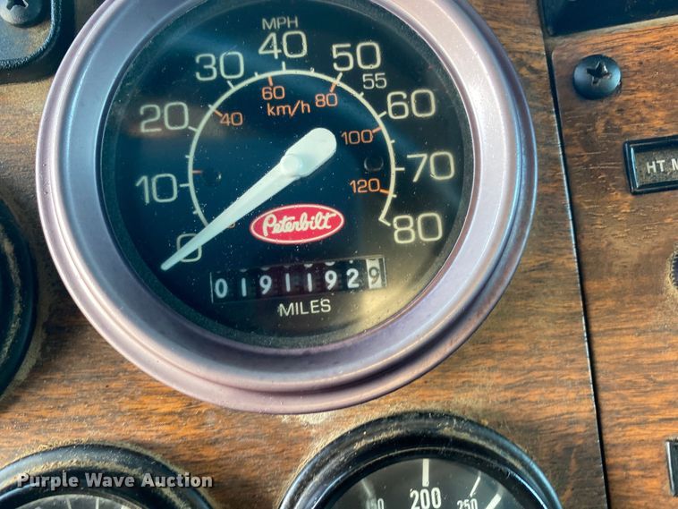 image for item KB9496 1999 Peterbilt 330  dump flatbed truck