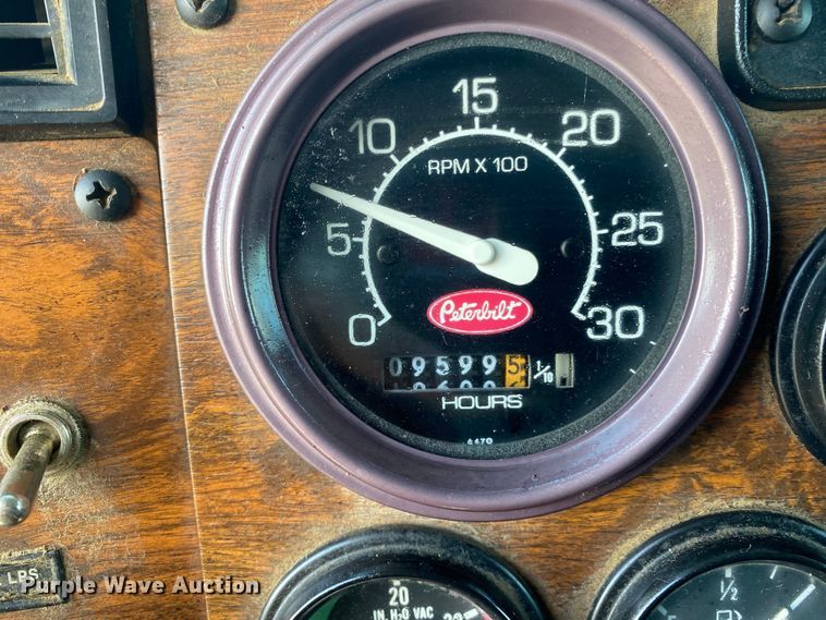 image for item KB9496 1999 Peterbilt 330  dump flatbed truck