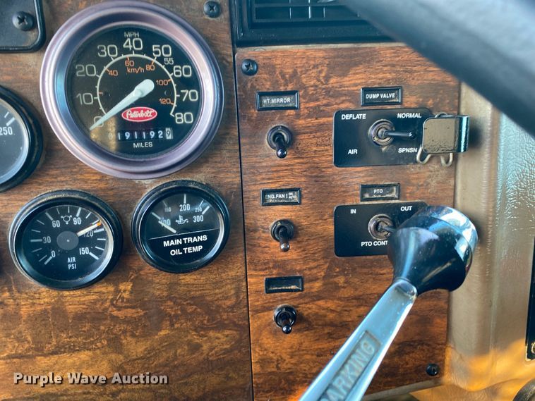 image for item KB9496 1999 Peterbilt 330  dump flatbed truck