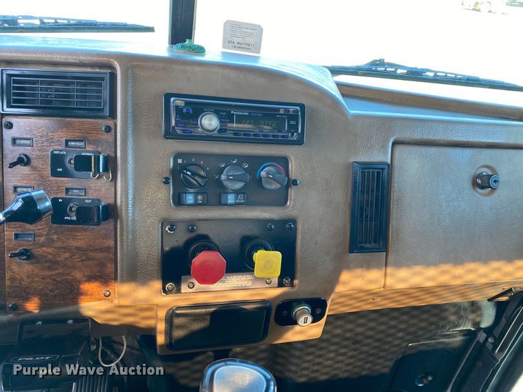 image for item KB9496 1999 Peterbilt 330  dump flatbed truck