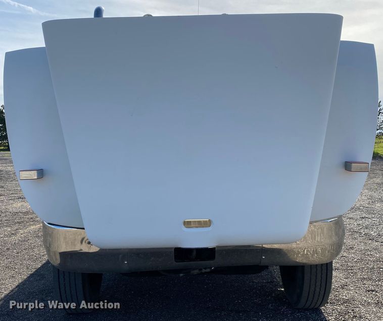 image for item KB9496 1999 Peterbilt 330  dump flatbed truck