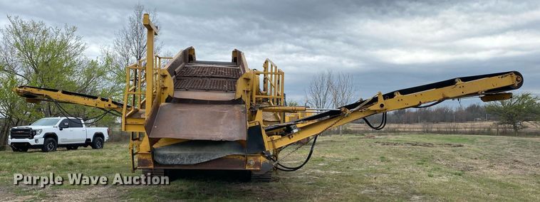 image for item KB9500 2003 Road Runner Screen It  screening plant