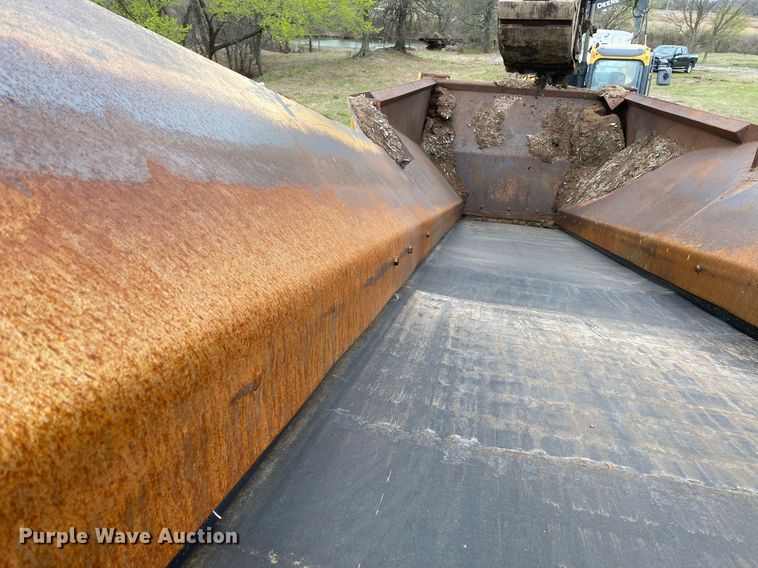 image for item KB9500 2003 Road Runner Screen It  screening plant