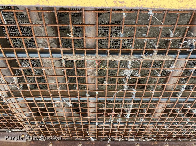 image for item KB9500 2003 Road Runner Screen It  screening plant