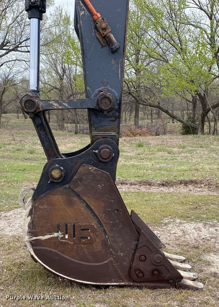 image for item KB9501 2013 John Deere 160G LC  excavator