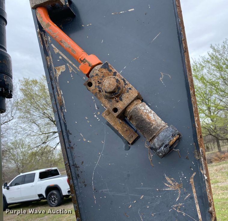 image for item KB9501 2013 John Deere 160G LC  excavator