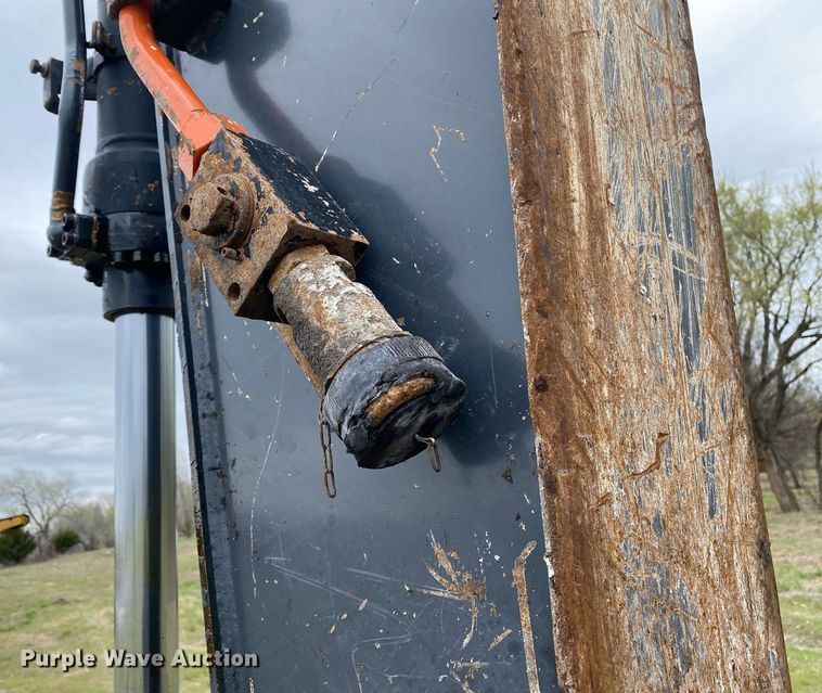 image for item KB9501 2013 John Deere 160G LC  excavator