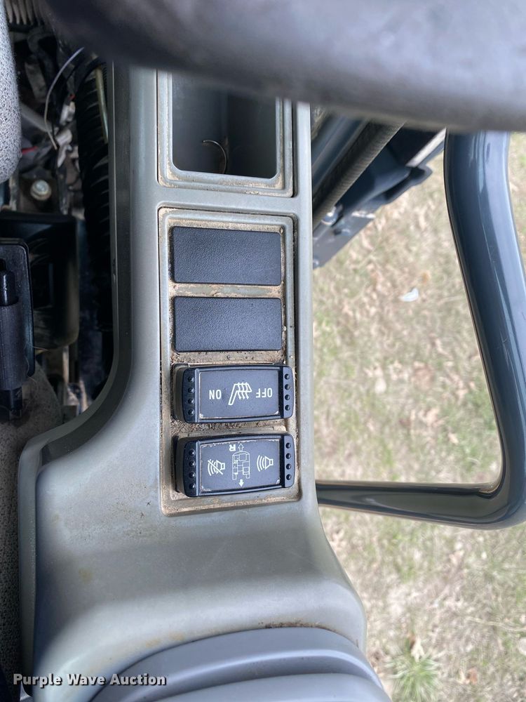 image for item KB9501 2013 John Deere 160G LC  excavator