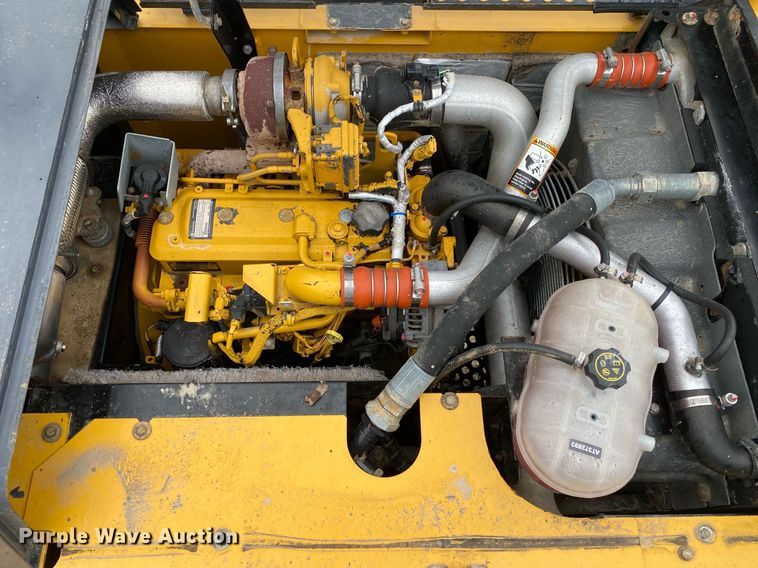 image for item KB9501 2013 John Deere 160G LC  excavator