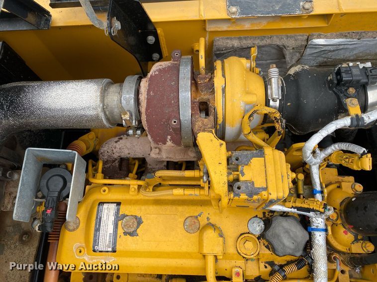 image for item KB9501 2013 John Deere 160G LC  excavator