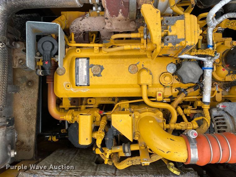 image for item KB9501 2013 John Deere 160G LC  excavator