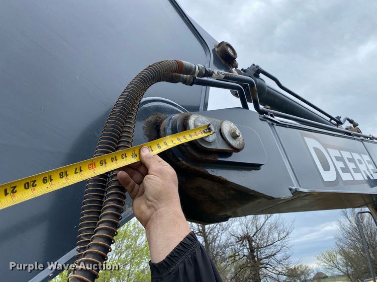 image for item KB9501 2013 John Deere 160G LC  excavator