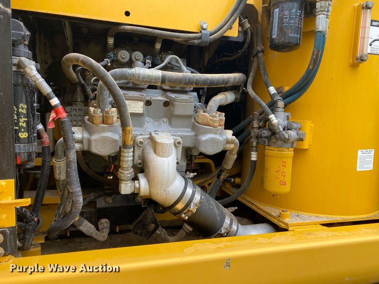 image for item KB9501 2013 John Deere 160G LC  excavator