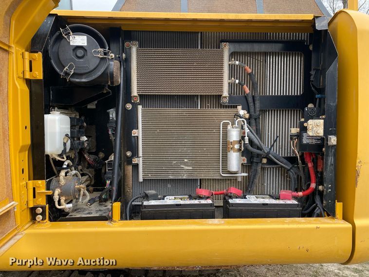 image for item KB9501 2013 John Deere 160G LC  excavator