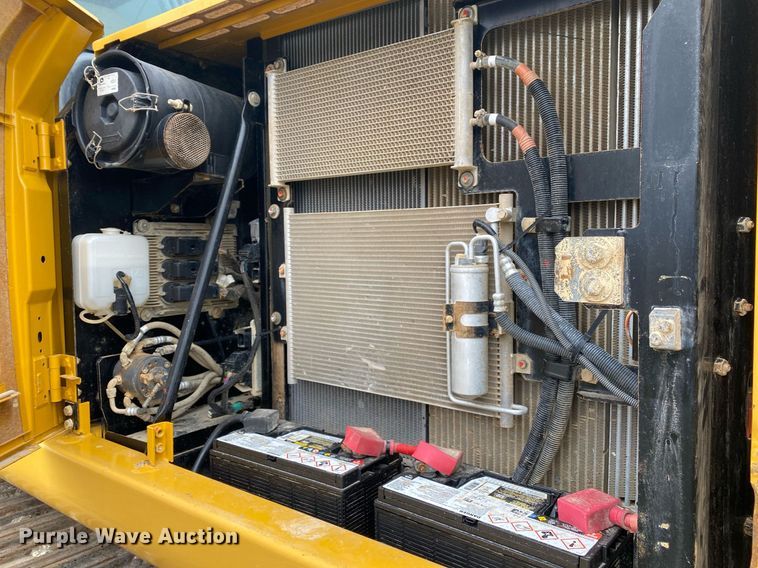 image for item KB9501 2013 John Deere 160G LC  excavator