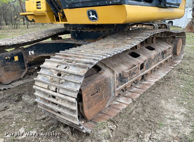 image for item KB9501 2013 John Deere 160G LC  excavator