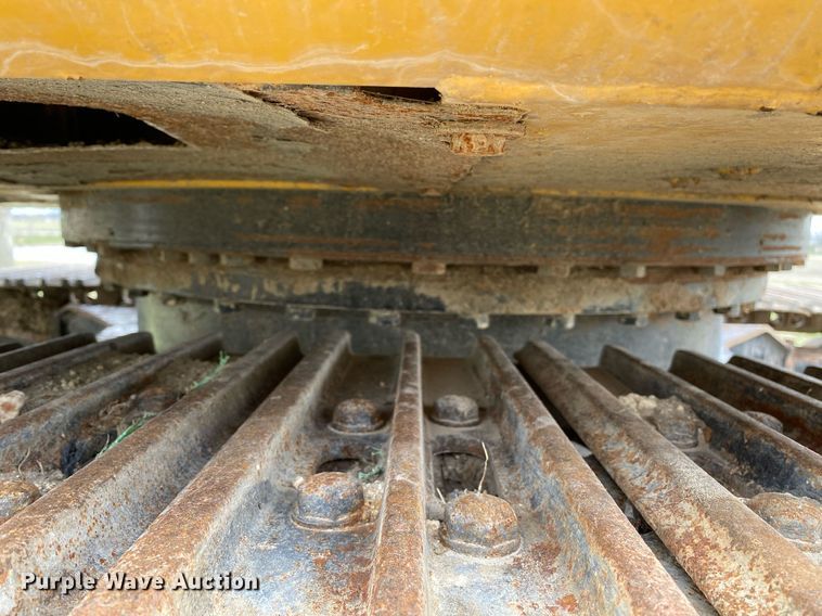 image for item KB9501 2013 John Deere 160G LC  excavator