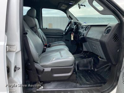 image for item KB9510 2012 Ford F550  utility / service truck