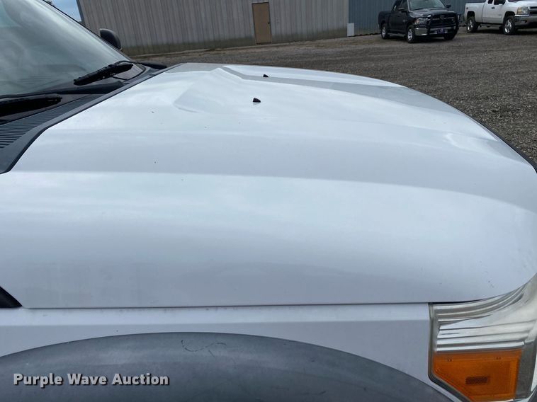 image for item KB9510 2012 Ford F550  utility / service truck