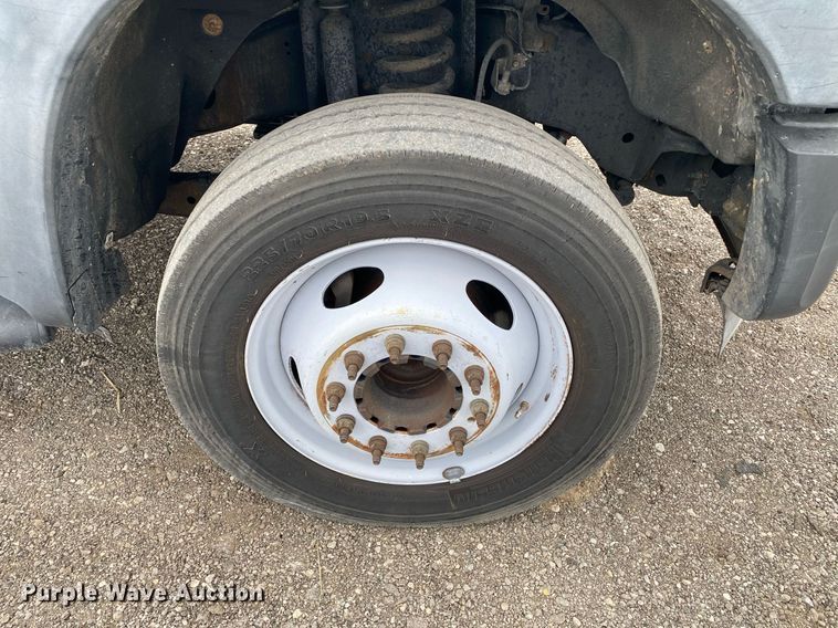 image for item KB9510 2012 Ford F550  utility / service truck