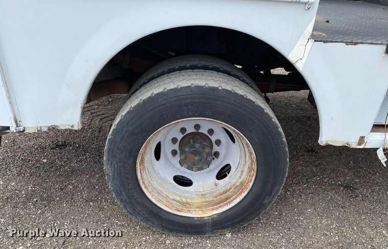 image for item KB9510 2012 Ford F550  utility / service truck