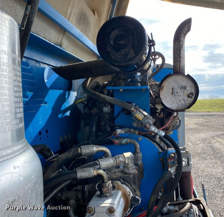 image for item KB9511 2001 Genie S60 REV3  boom lift