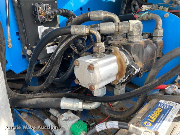 image for item KB9511 2001 Genie S60 REV3  boom lift