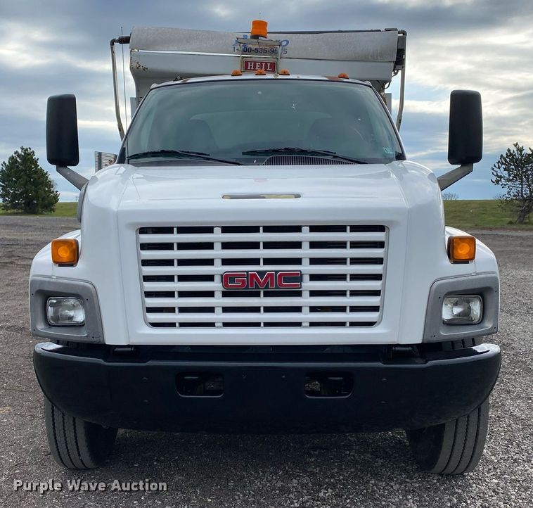 image for item KB9513 2005 GMC C7500  dump truck