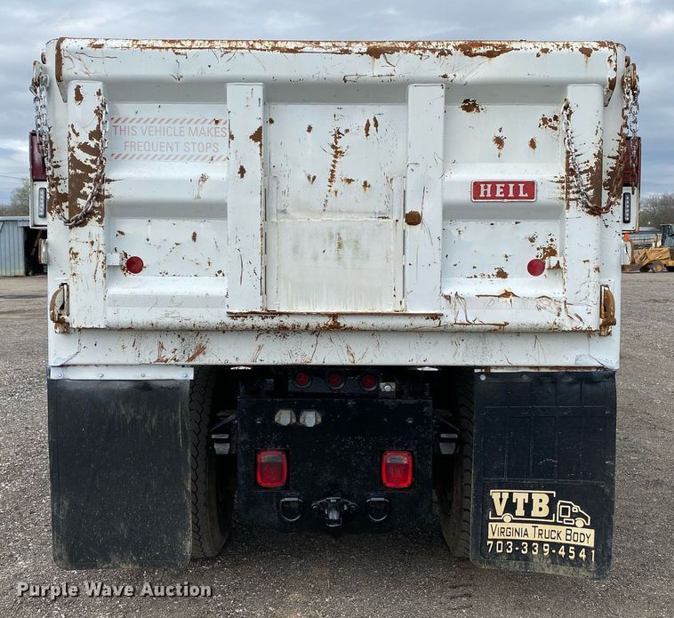 image for item KB9513 2005 GMC C7500  dump truck