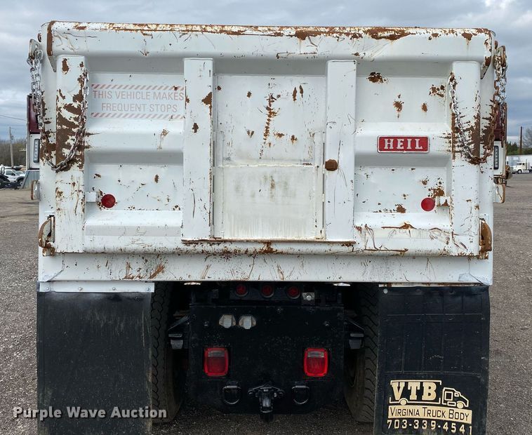 image for item KB9513 2005 GMC C7500  dump truck