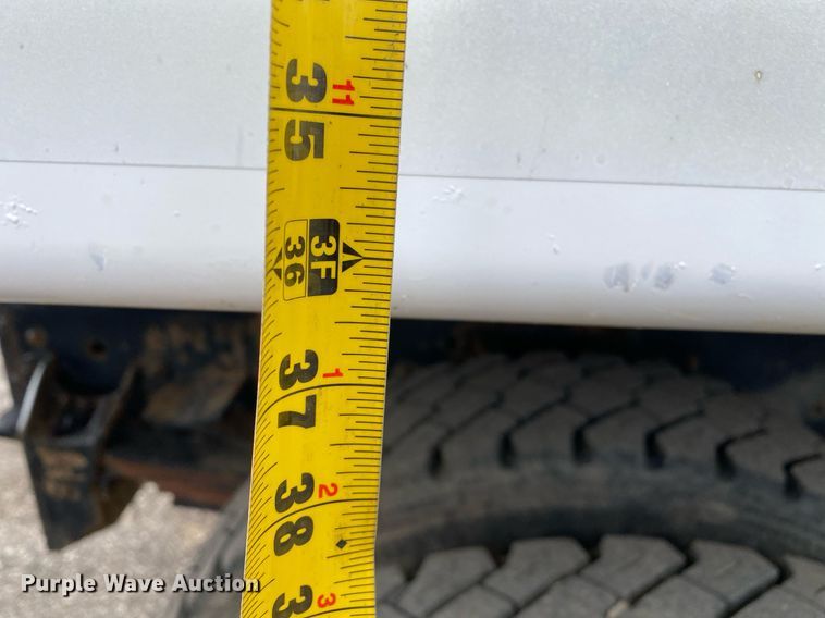 image for item KB9513 2005 GMC C7500  dump truck