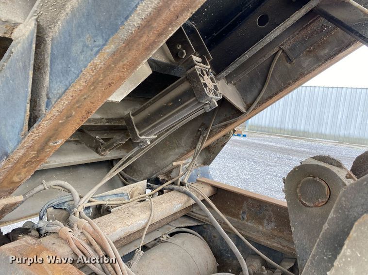 image for item KB9513 2005 GMC C7500  dump truck