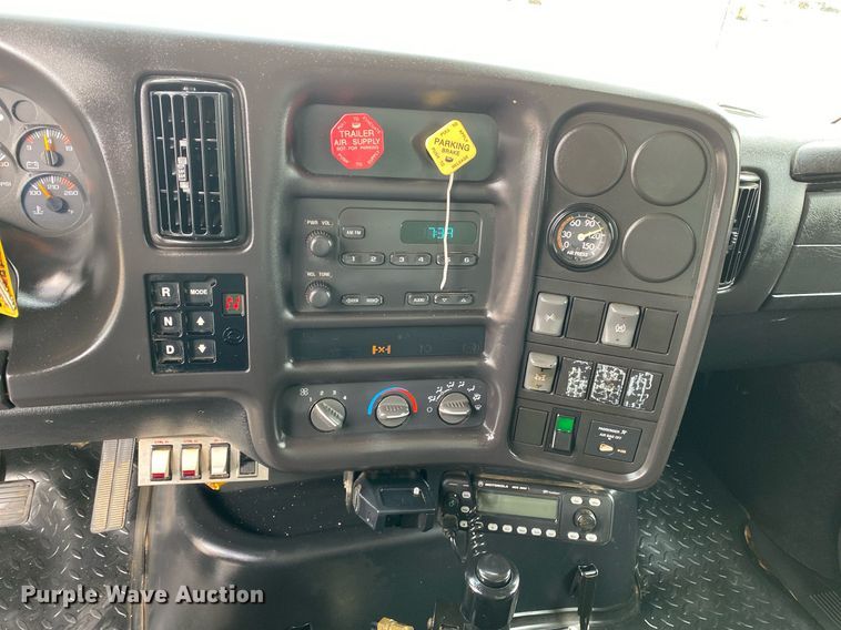 image for item KB9513 2005 GMC C7500  dump truck