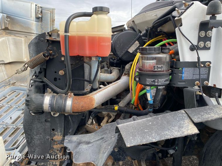 image for item KB9513 2005 GMC C7500  dump truck