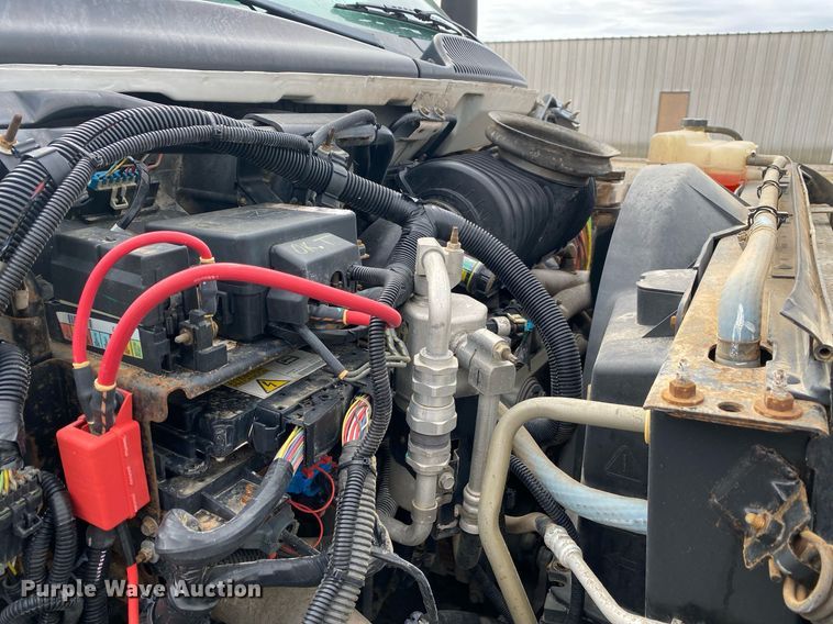 image for item KB9513 2005 GMC C7500  dump truck