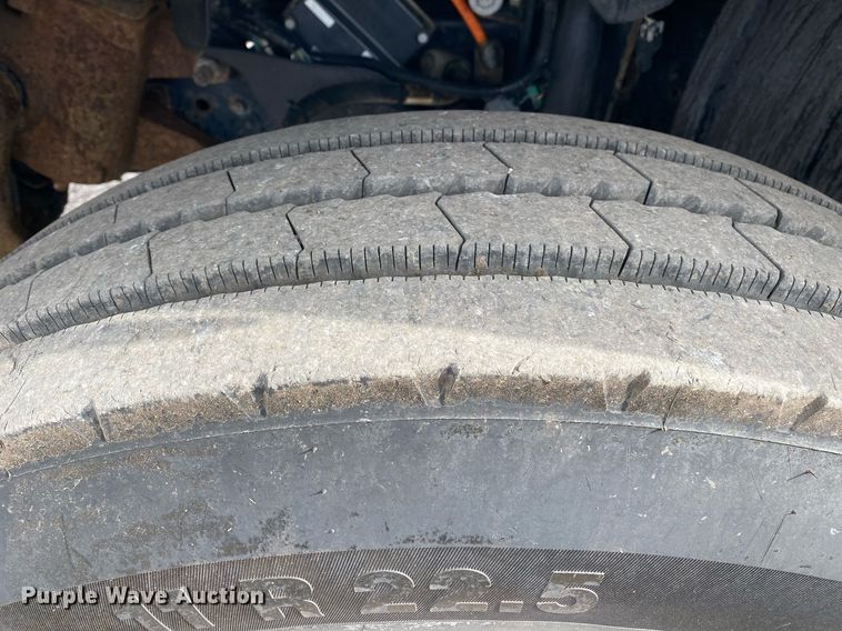 image for item KB9513 2005 GMC C7500  dump truck