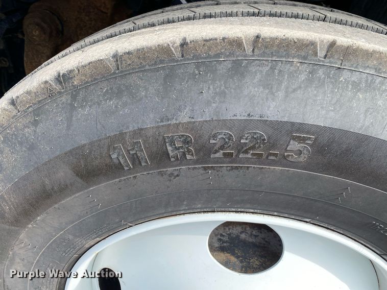 image for item KB9513 2005 GMC C7500  dump truck