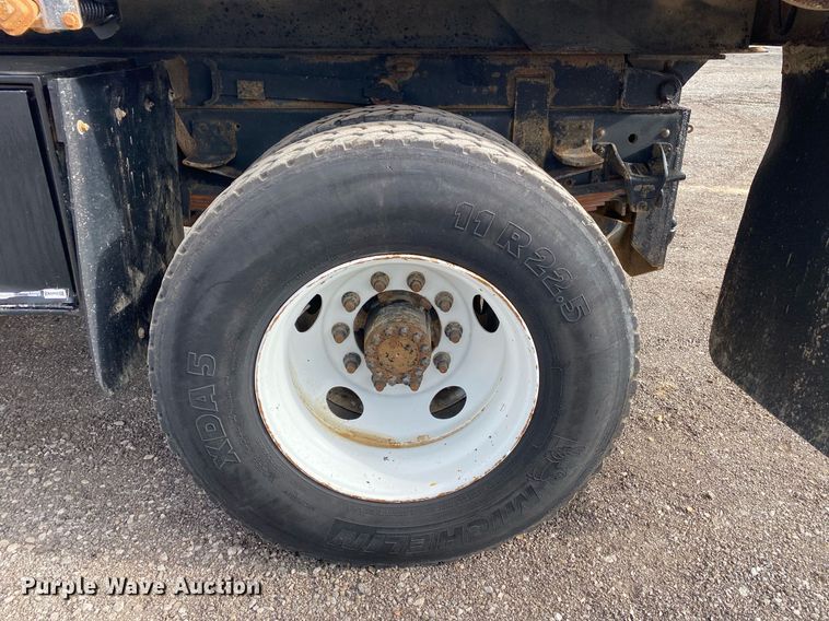 image for item KB9513 2005 GMC C7500  dump truck