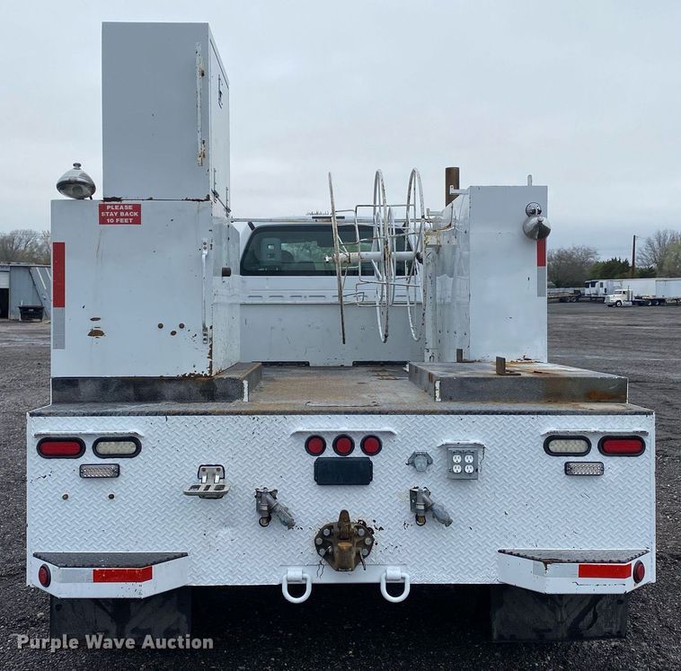 image for item KB9520 2011 Ford F750 Super Duty  utility / service truck