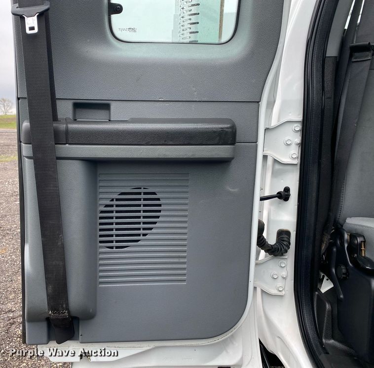 image for item KB9520 2011 Ford F750 Super Duty  utility / service truck