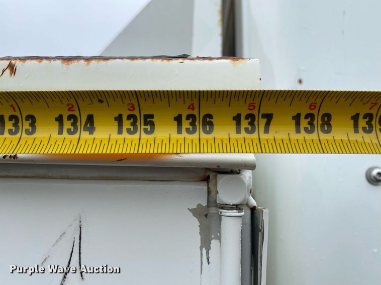 image for item KB9522 2008 International 4300 SBA  crew cab utility / service truck