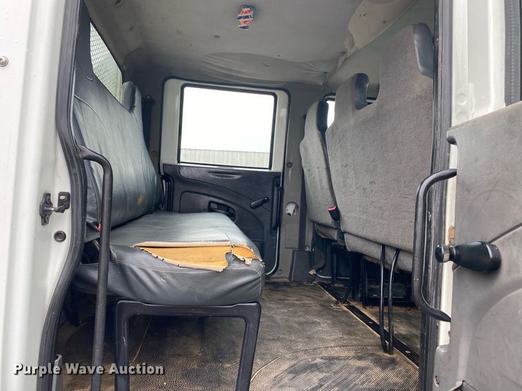 image for item KB9522 2008 International 4300 SBA  crew cab utility / service truck