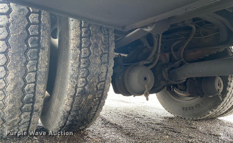 image for item KB9522 2008 International 4300 SBA  crew cab utility / service truck