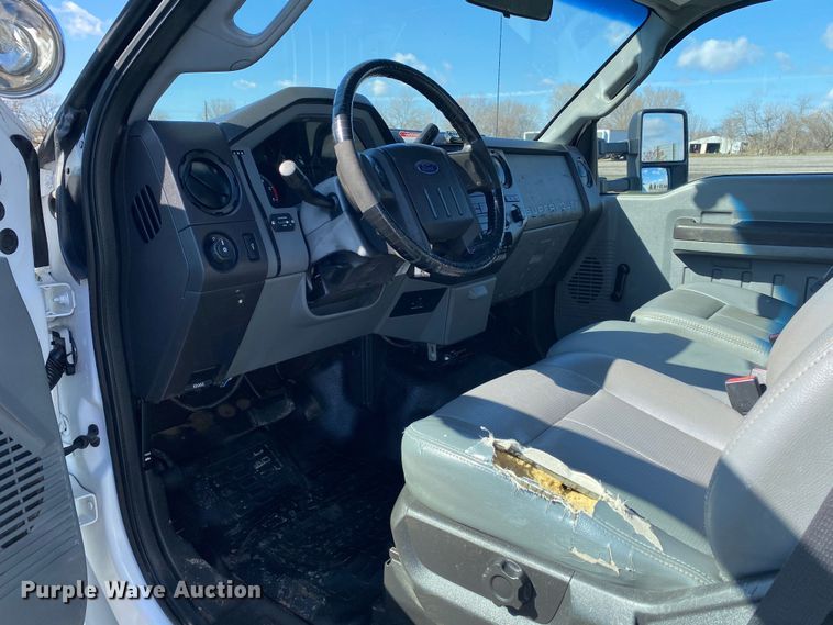 image for item KB9571 2011 Ford F550 Super Duty  bucket truck